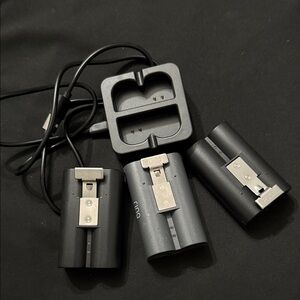 Ring Black Dual Battery Charger with Three Replaceable Batteries